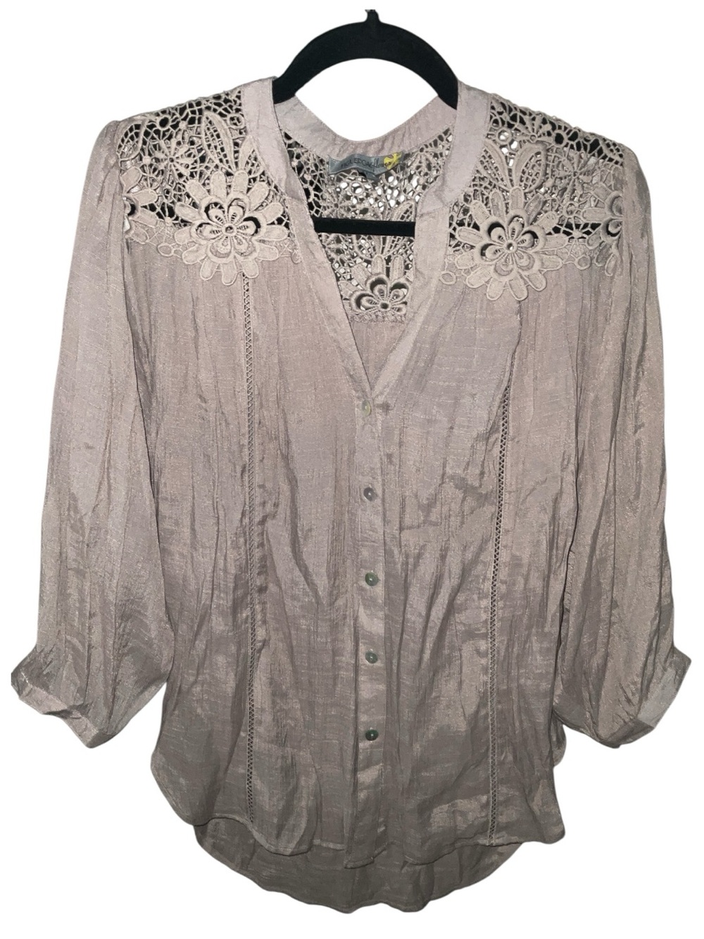 FIGLEROA & FLOWER Taupe Crochet Lace Button Front Blouse M Boho Preloved A18 - Picture 2 of 5